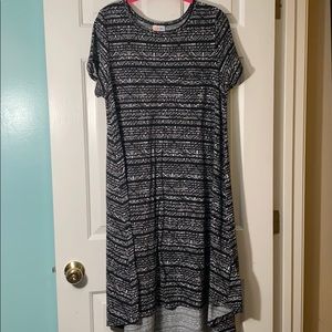 Black and white lularoe Carly t shirt dress